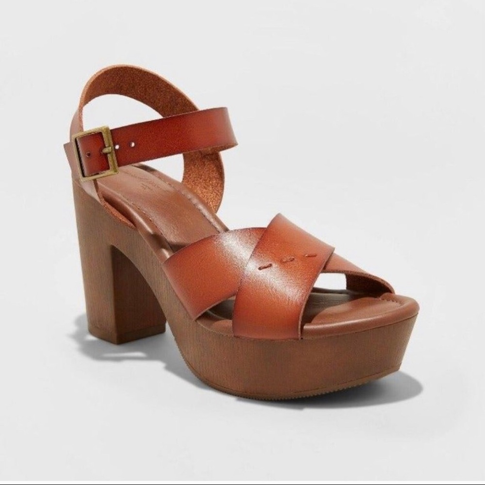 Universal Thread Estella Heel Pumps Cognac